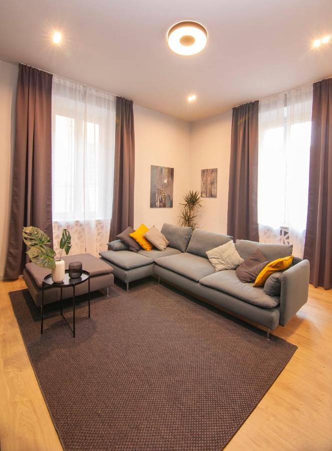 Borghetto First Apartment Piacenza Exterior foto