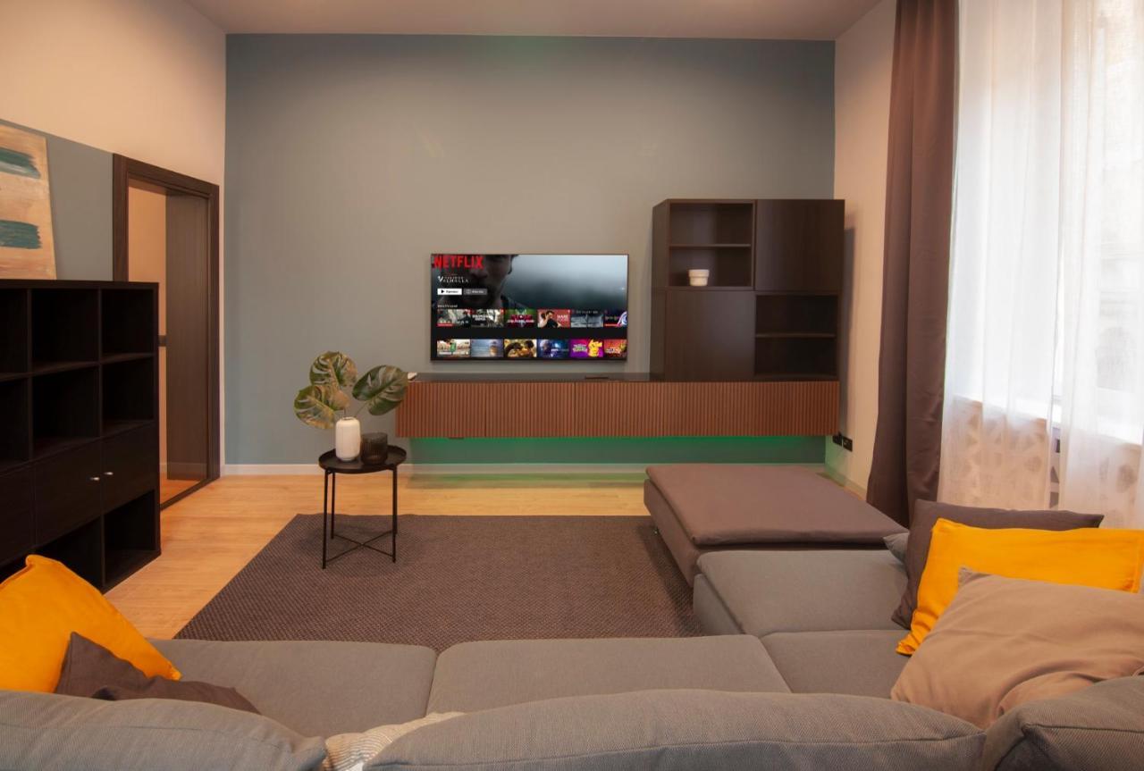 Borghetto First Apartment Piacenza Exterior foto